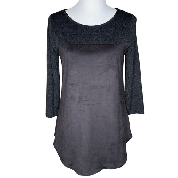 NWT! Le Lis Adea Faux Suede Button Back Knit Top Sz Small - Picture 1 of 6